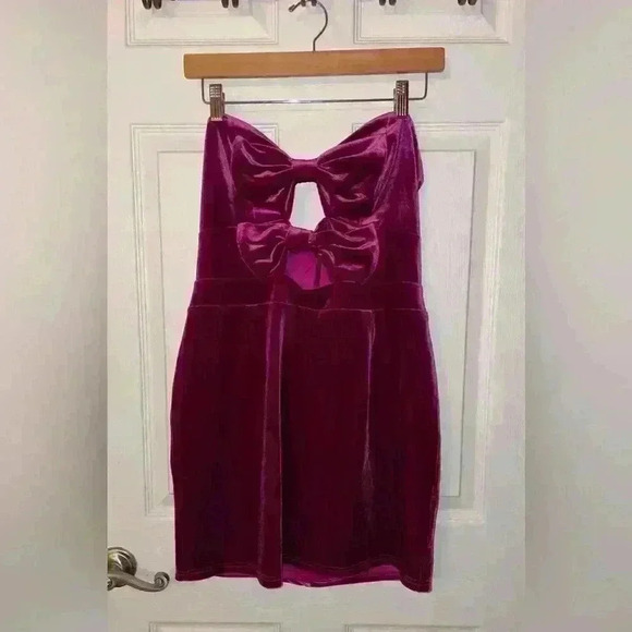 Avec Les Filles Bow Strapless Cutout Velvet Minidress Large - Picture 4 of 7